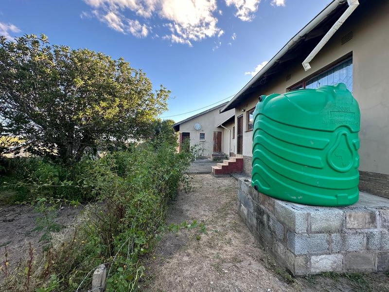 4 Bedroom Property for Sale in Southernwood Eastern Cape